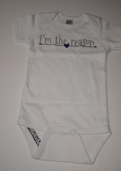 Personalized baby boy or girl onesie - Picture 1 of 13